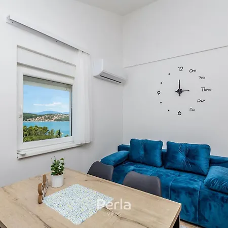 Capri With Heated Pool And Sea View On Krk Island Klimno