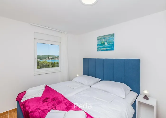Capri With Heated Pool And Sea View On Krk Island Klimno