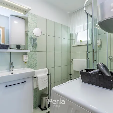 Capri With Heated Pool And Sea View On Krk Island Гостевой дом Климно