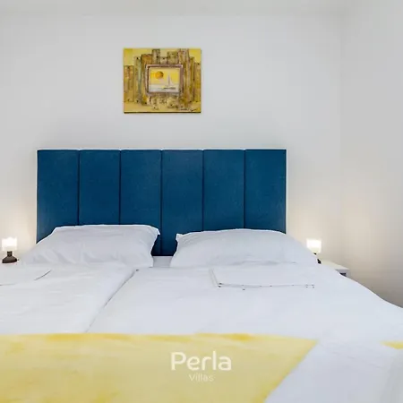 Capri With Heated Pool And Sea View On Krk Island 4* Климно