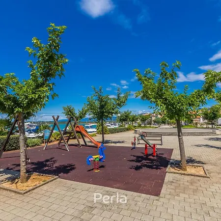 Casa de hóspedes Capri With Heated Pool And Sea View On Krk Island 4*