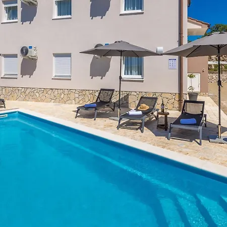 Capri With Heated Pool And Sea View On Krk Island