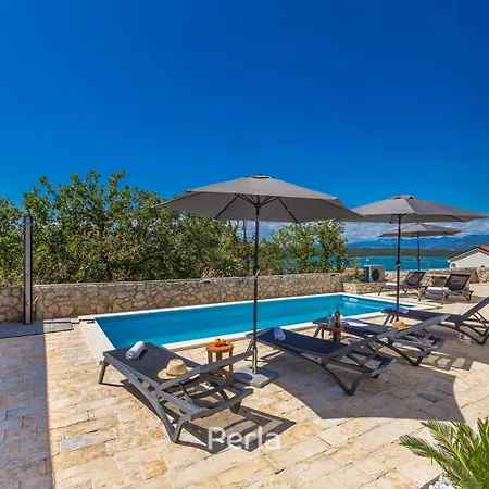 Capri With Heated Pool And Sea View On Krk Island 4* Климно