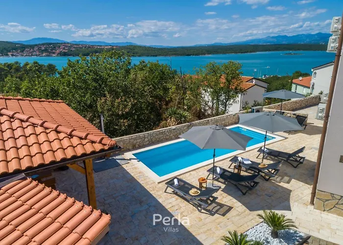 Capri With Heated Pool And Sea View On Krk Island
