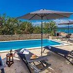 Capri With Heated Pool And Sea View On Krk Island Πανσιόν