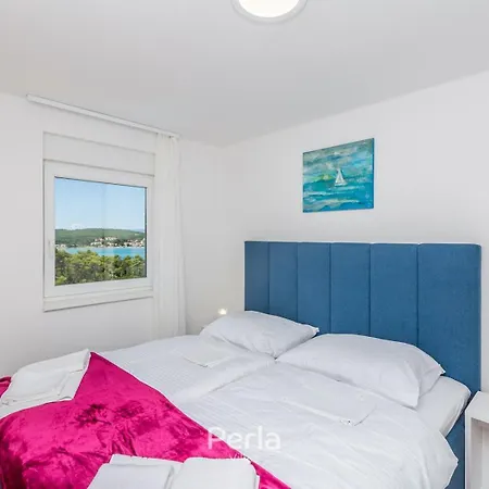 Capri With Heated Pool And Sea View On Krk Island Klimno