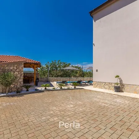 Capri With Heated Pool And Sea View On Krk Island Klimno