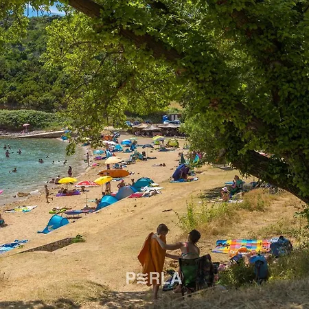 Capri With Heated Pool And Sea View On Krk Island 4* Klimno