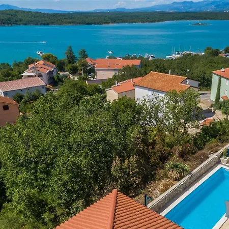 Capri With Heated Pool And Sea View On Krk Island 4* Klimno