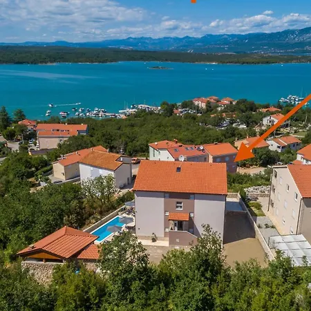 Capri With Heated Pool And Sea View On Krk Island 게스트하우스 클림노