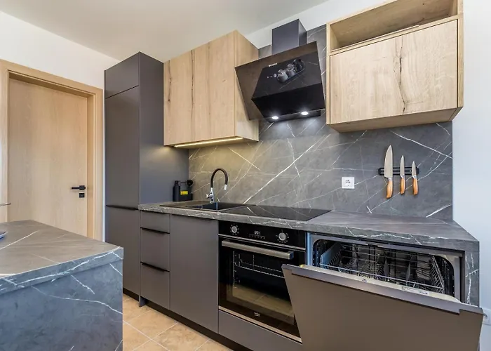 게스트하우스 Capri With Heated Pool And Sea View On Krk Island